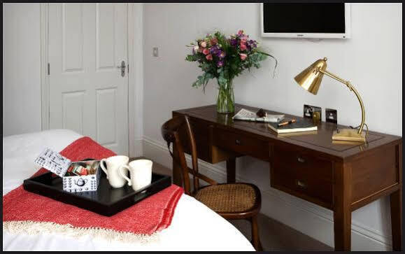 Rooms By Bistrot Pierre At The Crescent Inn Ilkley Exterior foto